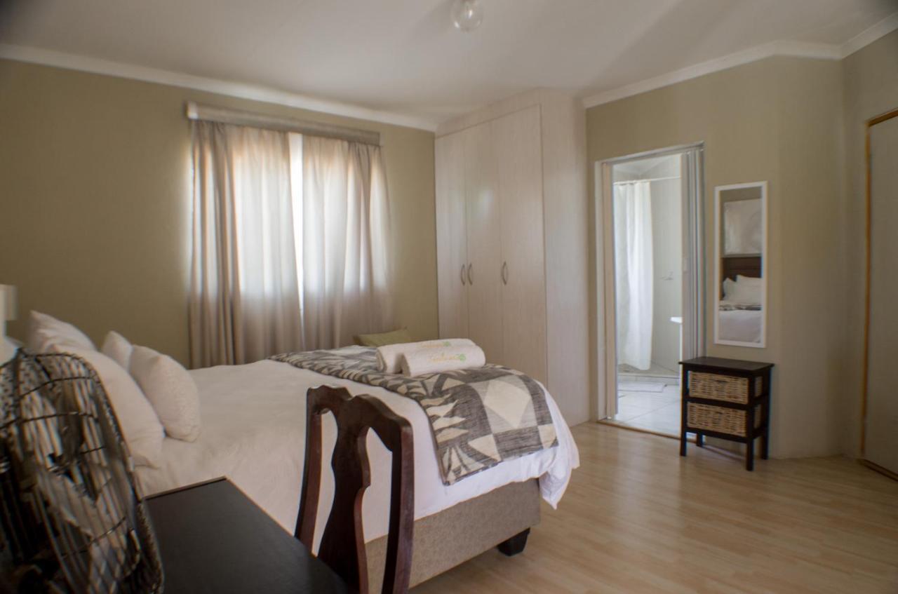 Seroloana Guest House 勒斯滕堡 外观 照片
