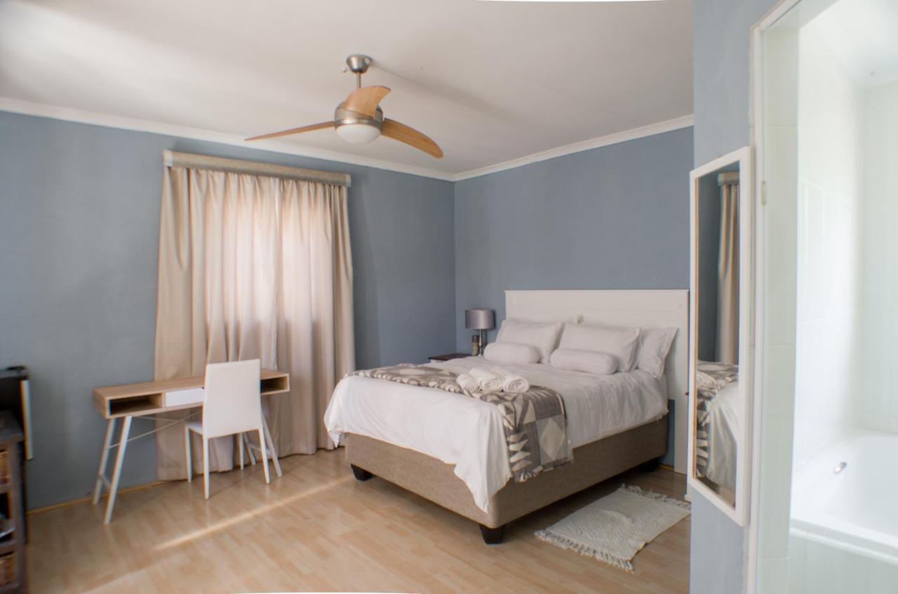Seroloana Guest House 勒斯滕堡 外观 照片