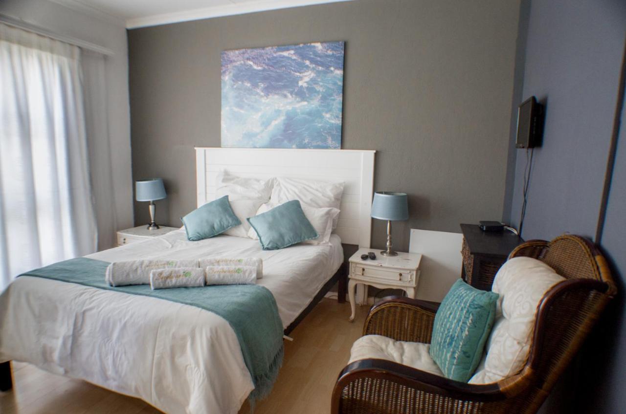 Seroloana Guest House 勒斯滕堡 外观 照片
